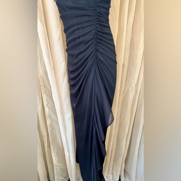 Sold…CACHE Black Sheer Lined Formal Gown - Picture 4 of 9